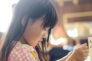 絵本選びのコツ― お子さんの好きなもの、5つ言えますか？